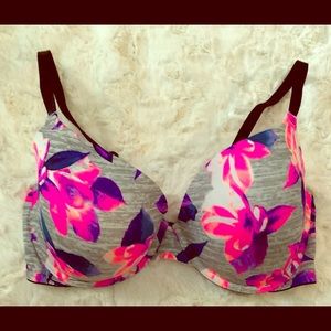 PINK Victoria Secret: Grey/Pink Push up Bra. 36DD